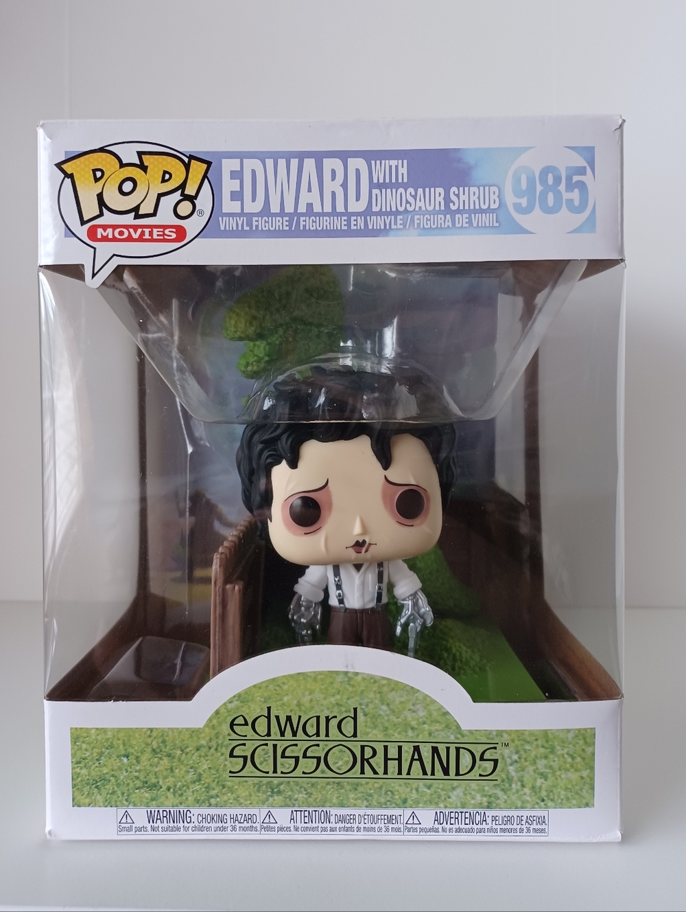 Edward Scissorhands With Dinosaur Shrub 985 Movies Deluxe Vinyl Figure Funko Pop